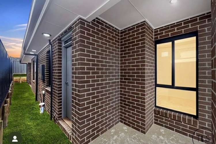 6A Doyle St, Campbelltown NSW 2560