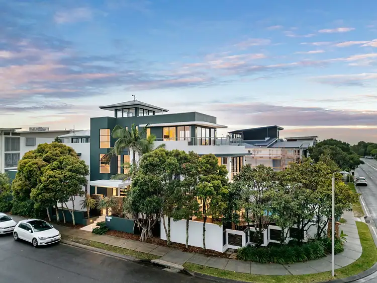 38 Kamala Crescent