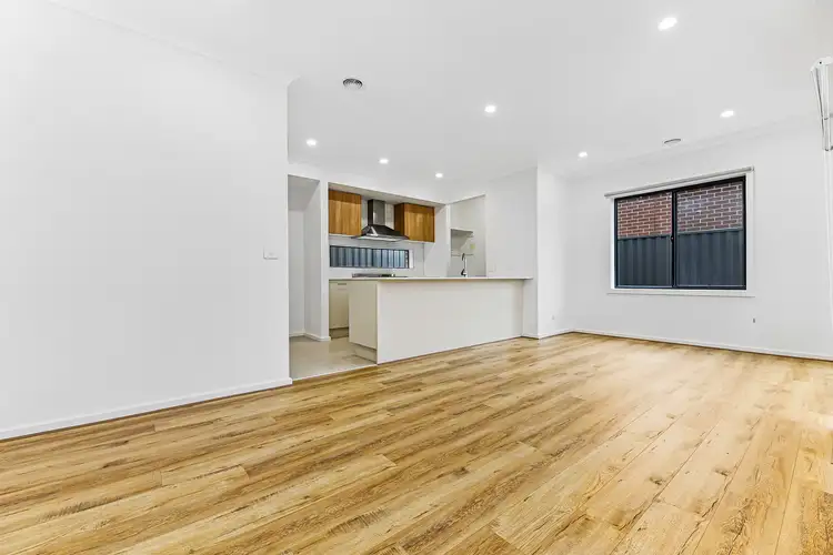 Fifth view of Homely house listing, 71 Positano Circuit, Berwick VIC 3806