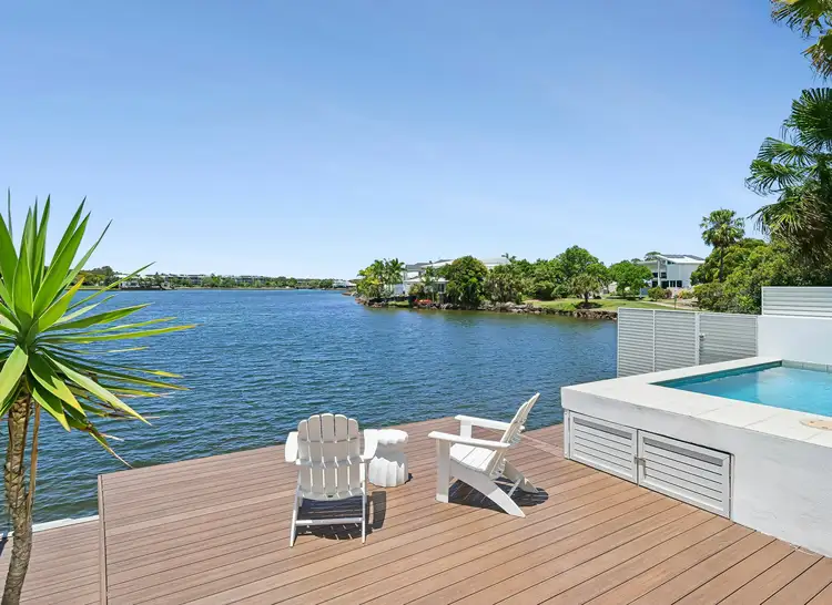 12 Staysail Place