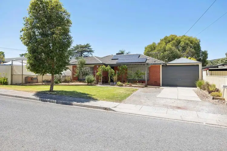 11 Araluen Street