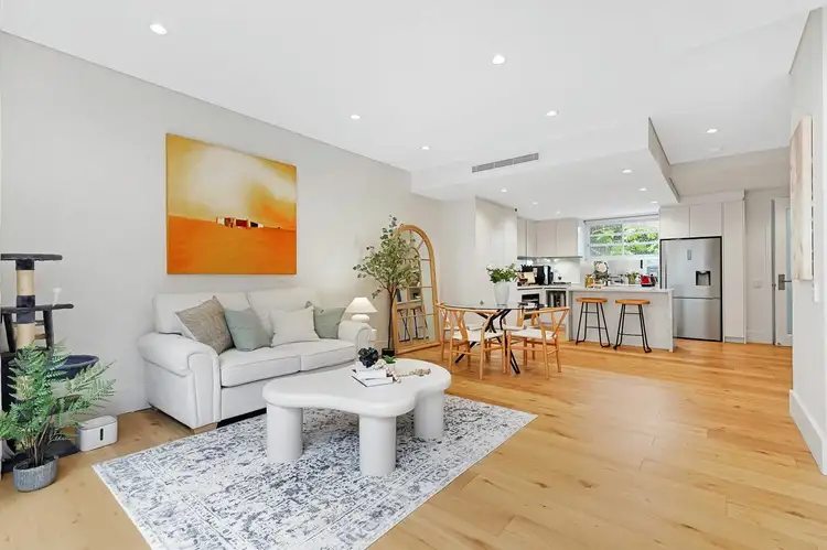 Main view of Homely townhouse listing, 8/7 Avon Road, Pymble NSW 2073
