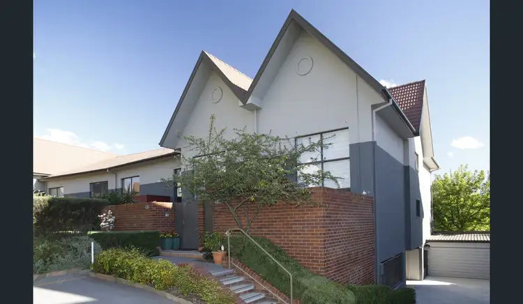Main view of Homely townhouse listing, 8/1 Eldridge Crescent, Garran ACT 2605