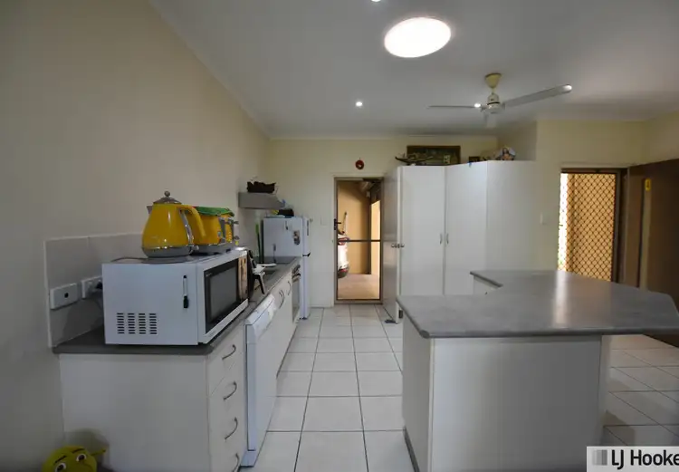 Fifth view of Homely unit listing, Unit 4/11 McQuillen St, Tully QLD 4854
