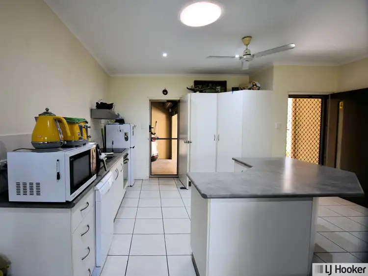 Seventh view of Homely unit listing, Unit 4/11 McQuillen St, Tully QLD 4854