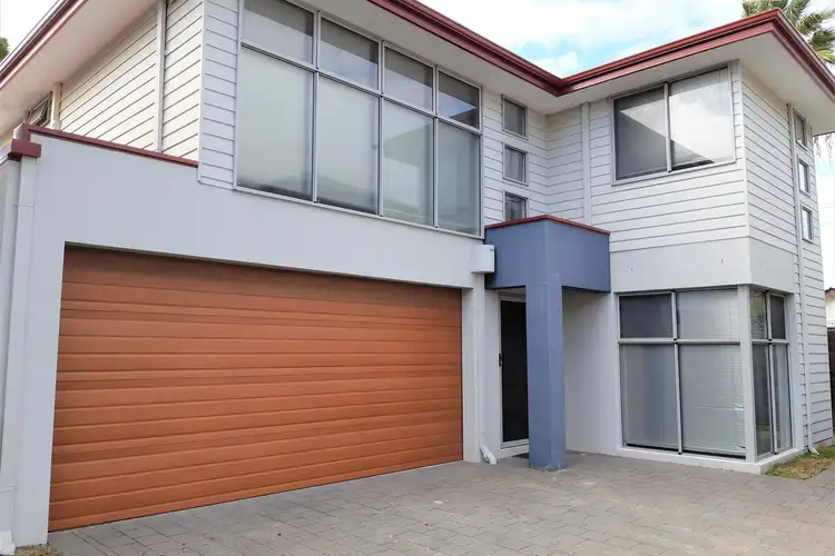 Main view of Homely unit listing, Unit 3/14 Hendra St, Cloverdale WA 6105