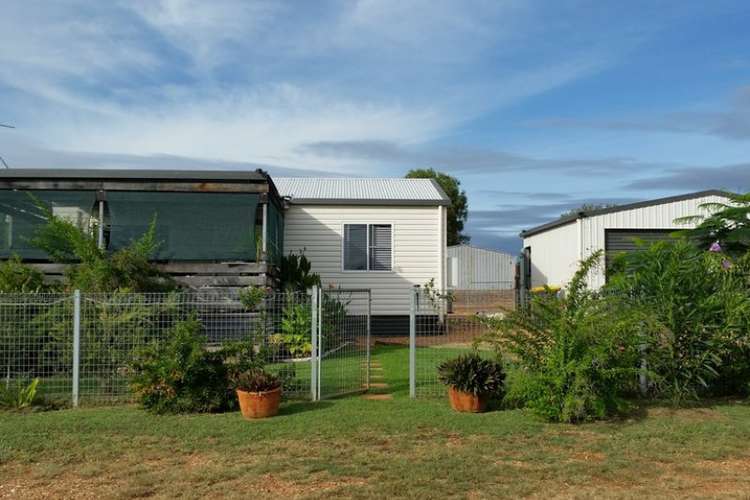 Main view of Homely acreageSemiRural listing, 75 Melrose Drive, Clermont QLD 4721