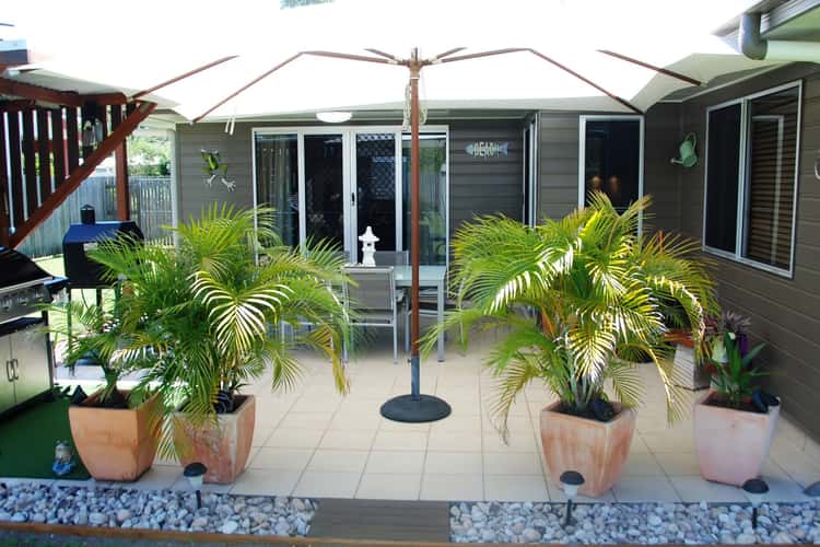 Fourth view of Homely house listing, 6 Rasmussen Court, Armstrong Beach QLD 4737