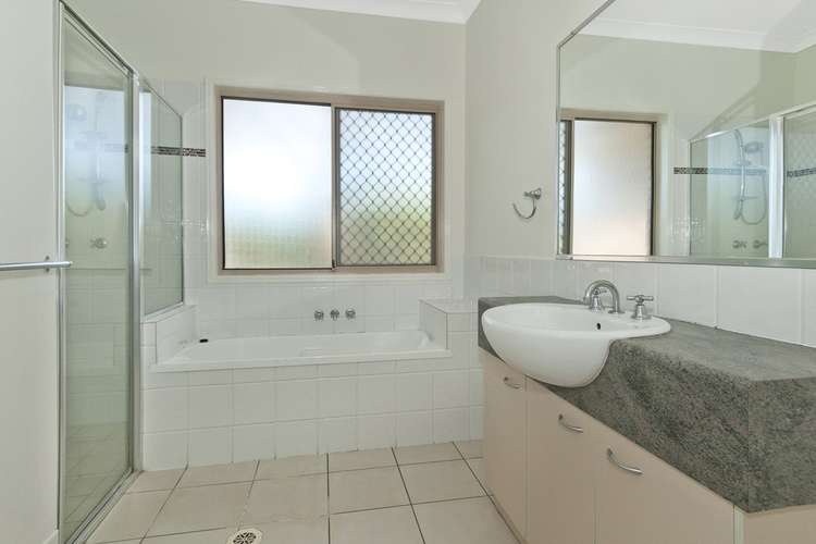 Fifth view of Homely house listing, 2 Bella Vista Circuit, Edens Landing QLD 4207