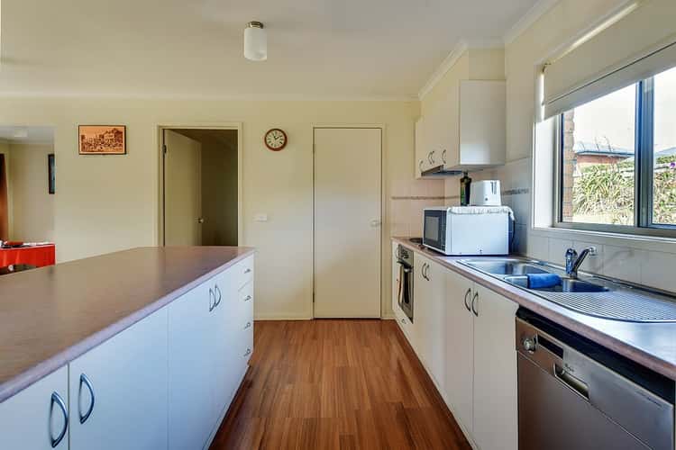 Fifth view of Homely house listing, 27 John Francis Court, Kalimna VIC 3909