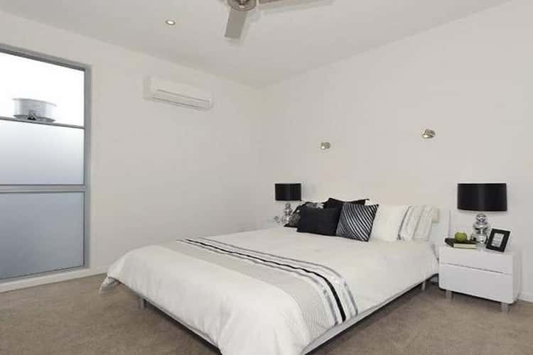 Sixth view of Homely unit listing, 2/4 Newman Avenue, Camp Hill QLD 4152