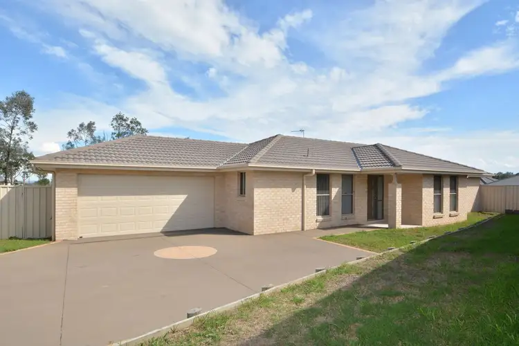 6 Joss Close, Singleton NSW 2330