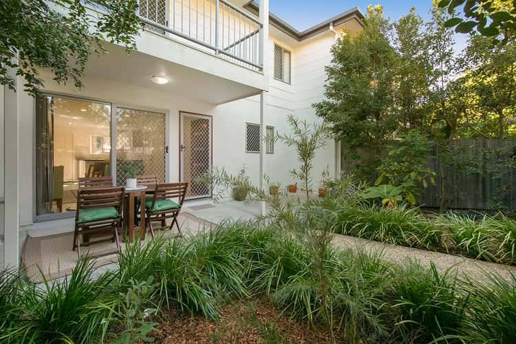 Second view of Homely townhouse listing, 3/1 Victoria Street, Fairfield QLD 4103