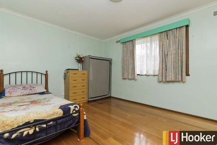 Fifth view of Homely house listing, 4 Murray Court, Hoppers Crossing VIC 3029