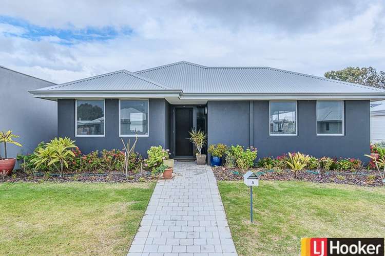 Fourth view of Homely house listing, 5 Moonlight Court, Huntingdale WA 6110