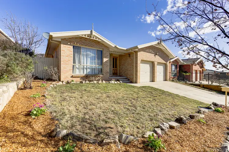 11 Finey Close, Dunlop ACT 2615