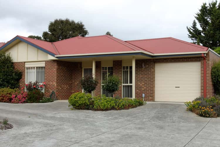 Main view of Homely townhouse listing, Unit 7/2 Thom Street, Alexandra VIC 3714