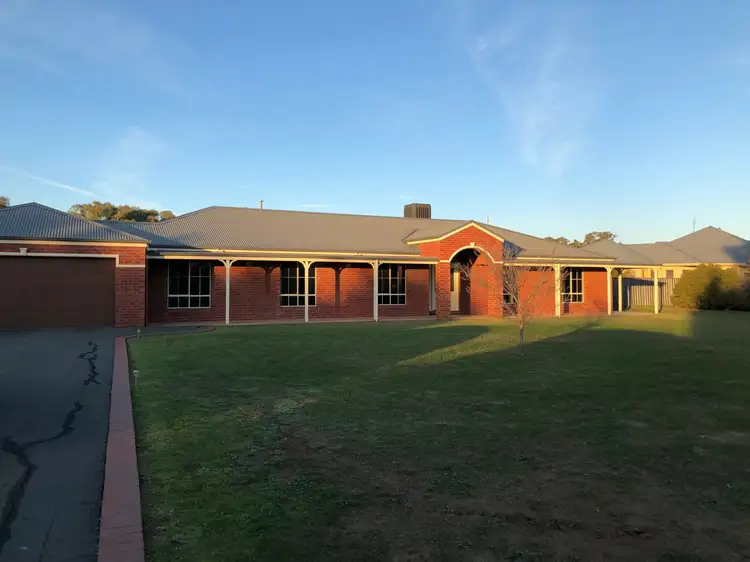 23 Chelsworth Drive, Echuca VIC 3564