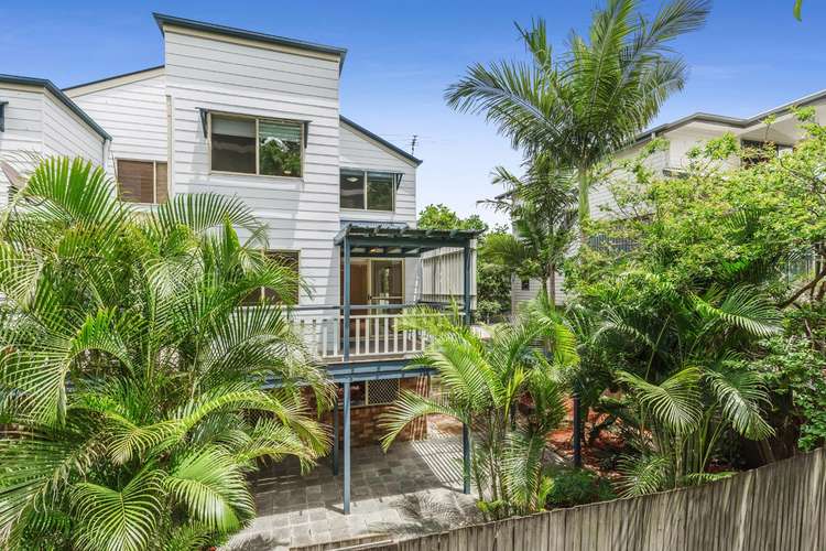 Main view of Homely townhouse listing, 2/164 Fairfield Road, Fairfield QLD 4103