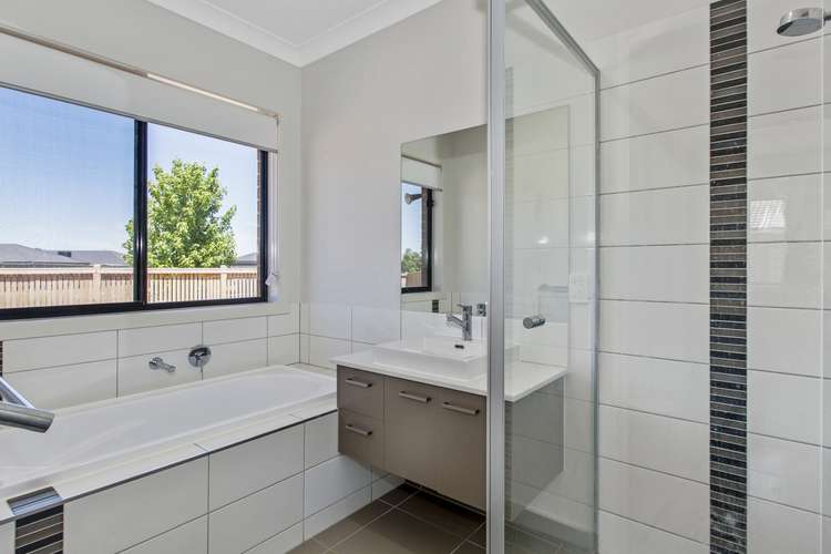 Fifth view of Homely house listing, 5 Vantage Green, Beveridge VIC 3753