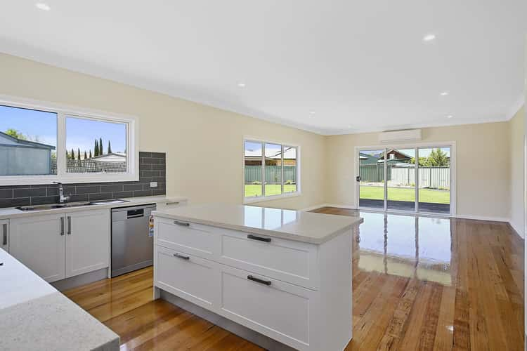 Seventh view of Homely house listing, 11 Coates Court, Alexandra VIC 3714