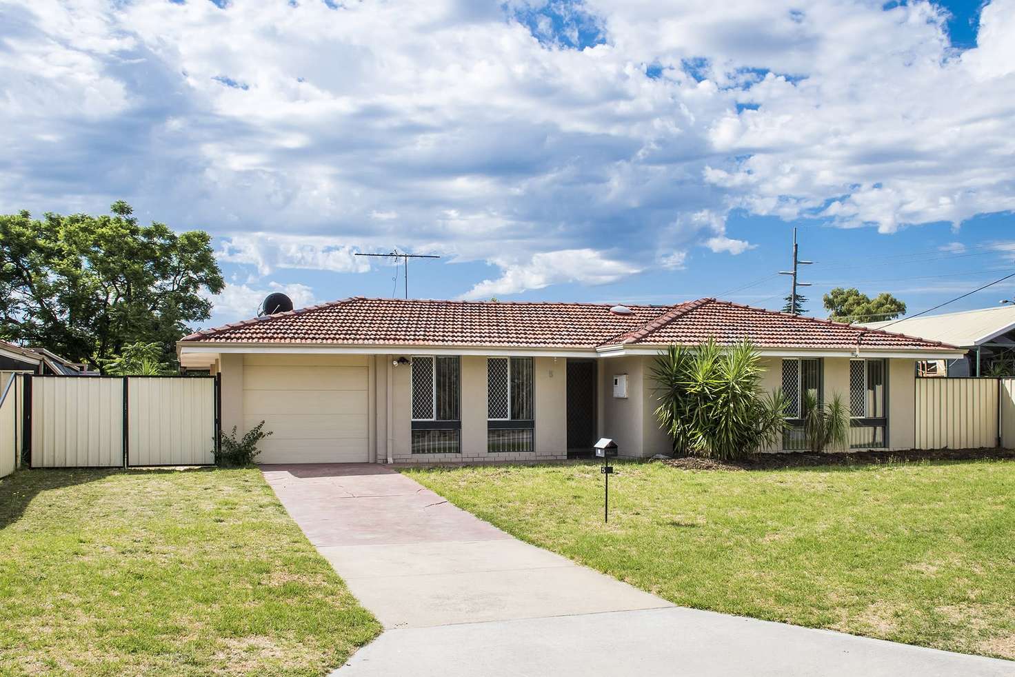 Main view of Homely house listing, 5 Teigh Street, Gosnells WA 6110