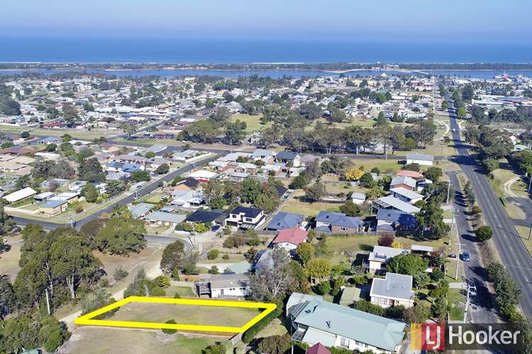 7A Outlook Avenue, Lakes Entrance VIC 3909