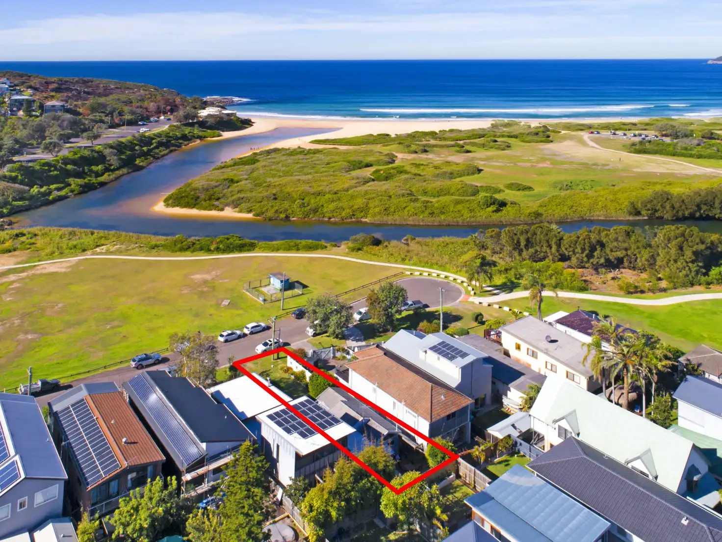 Main view of Homely house listing, 42 Surf Road, North Curl Curl NSW 2099