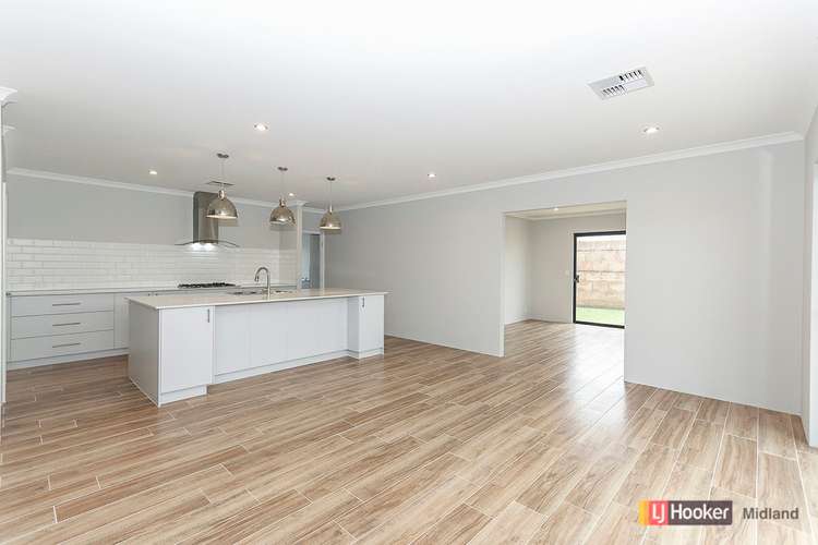 Fifth view of Homely house listing, 152 Bernborough Ave, Caversham WA 6055