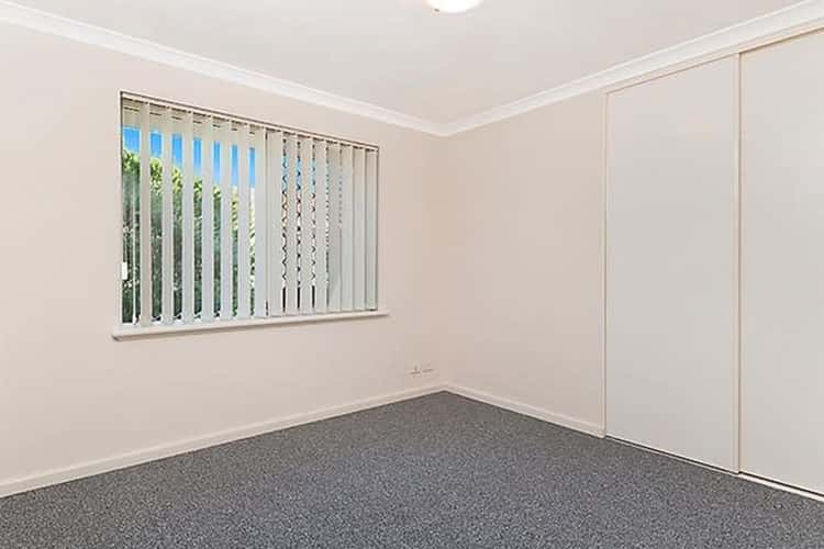 Fifth view of Homely house listing, 3 Jerrat Mews, Atwell WA 6164