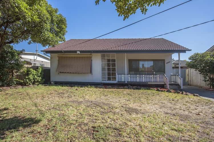 Second view of Homely house listing, 8 Vervale Avenue, Fawkner VIC 3060