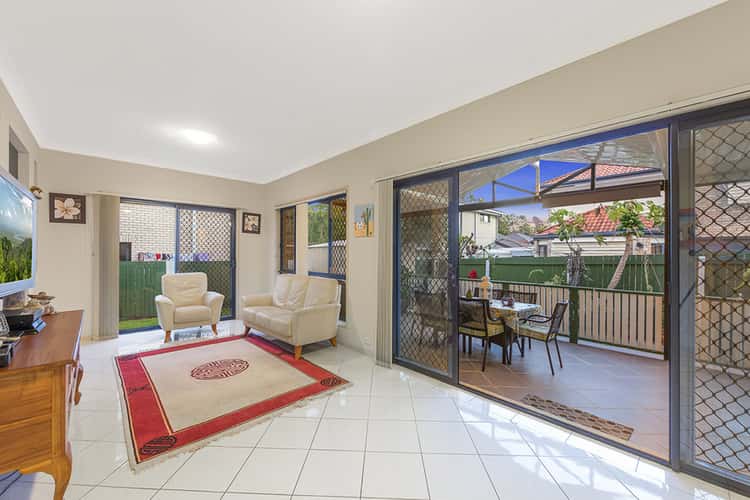 Fifth view of Homely house listing, 7 Holland Place, Carindale QLD 4152