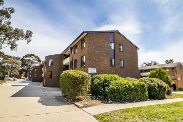 23/28 Springvale Drive