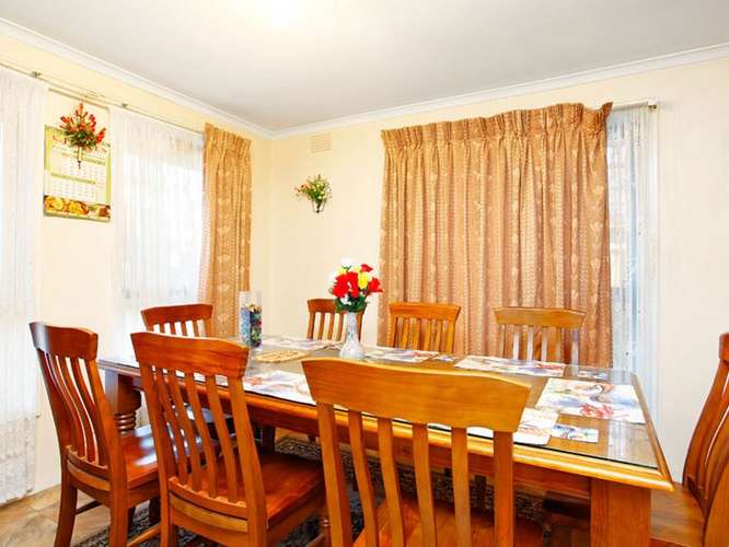 Second view of Homely house listing, 3 Marshall Court, Hampton Park VIC 3976