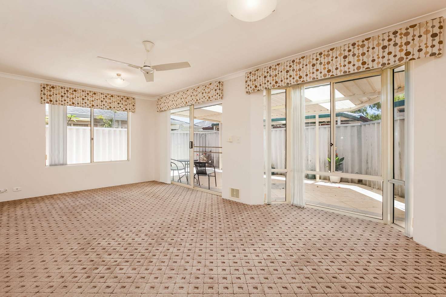 Main view of Homely unit listing, 14/10 Elanora Drive, Cooloongup WA 6168