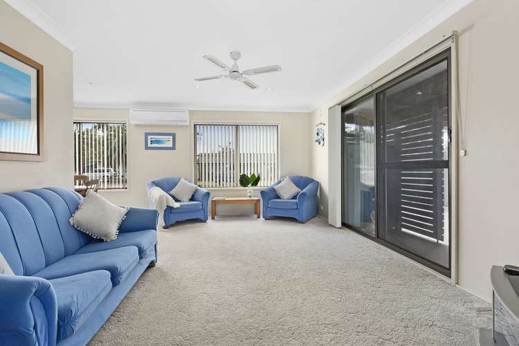 Fourth view of Homely house listing, 26 Erin Ave, Berkeley Vale NSW 2261