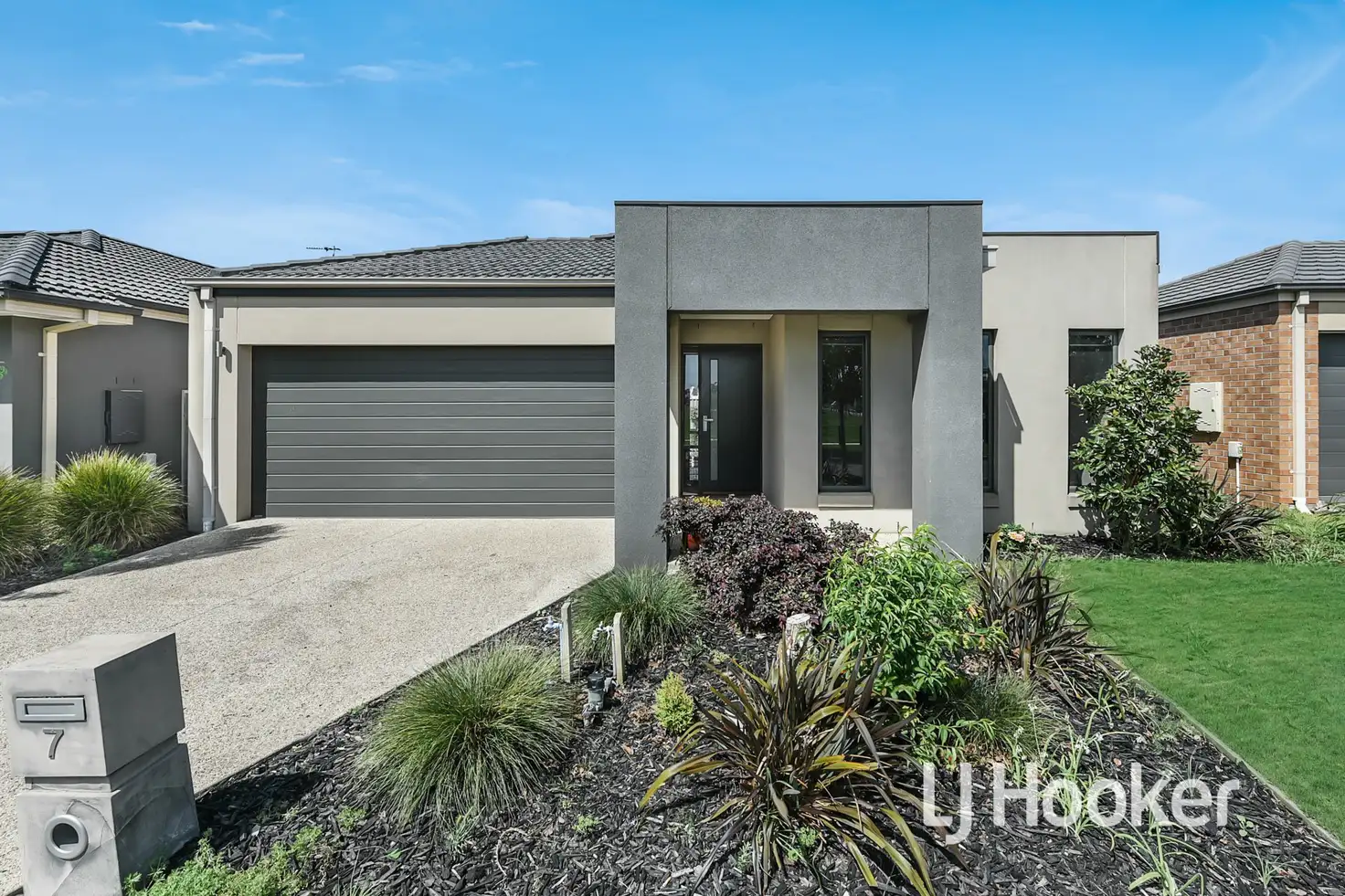 Main view of Homely house listing, 7 McFarlan Way, Cranbourne East VIC 3977