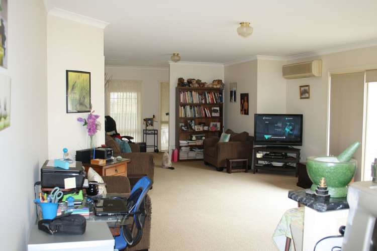 Fifth view of Homely unit listing, 2/27 Dawson Street, Bairnsdale VIC 3875