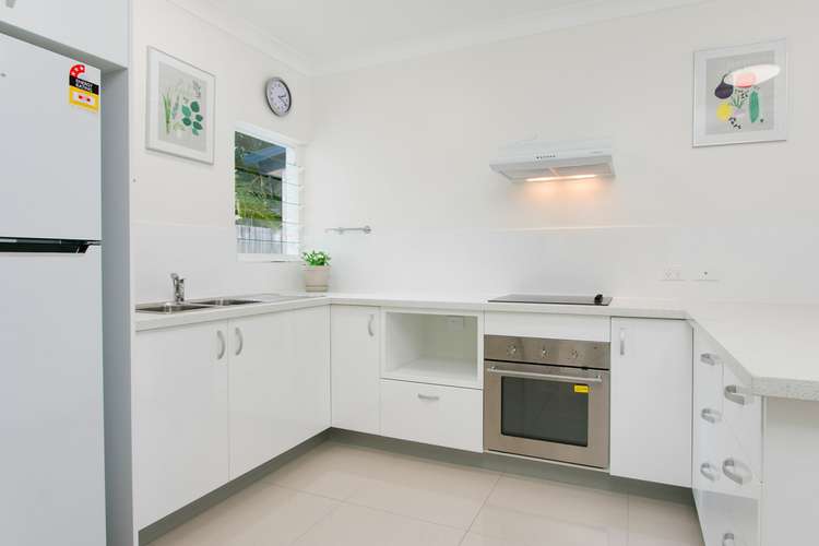 Fourth view of Homely unit listing, 10/35 Upolu Esplanade, Clifton Beach QLD 4879