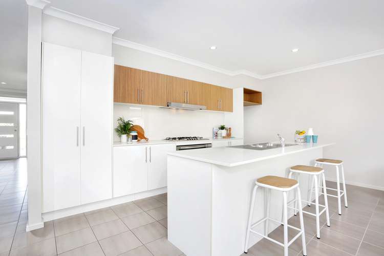 Second view of Homely house listing, 9 Carlow Walk, Lalor VIC 3075