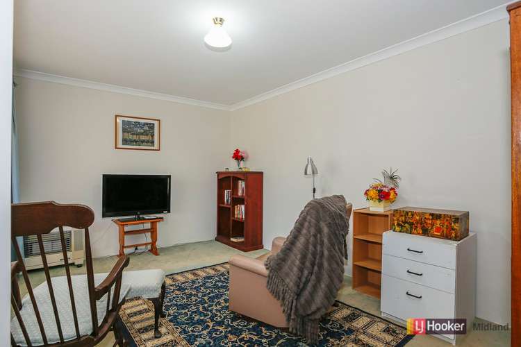 Fifth view of Homely house listing, 11 Corvina Place, Caversham WA 6055