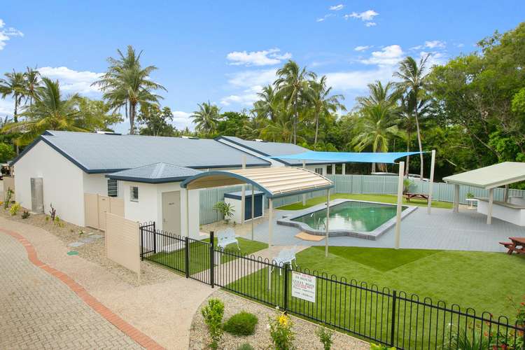 Sixth view of Homely unit listing, 5/35 Upolu Esplanade, Clifton Beach QLD 4879