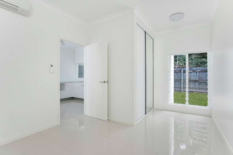 Fifth view of Homely unit listing, 7/35 Upolu Esplanade, Clifton Beach QLD 4879