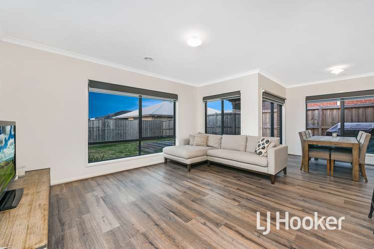 Fifth view of Homely house listing, 18 Harper Crescent, Cranbourne West VIC 3977