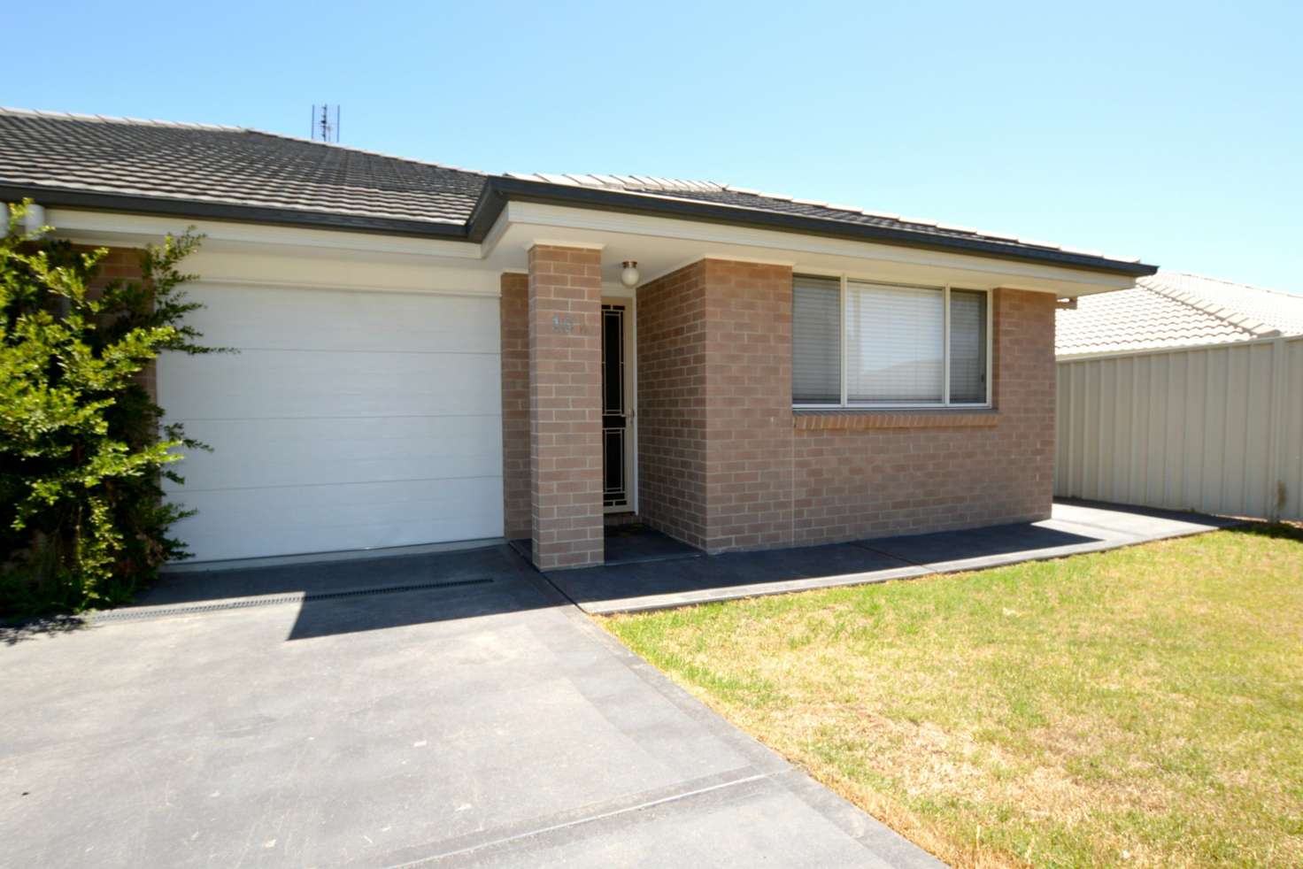 Main view of Homely semiDetached listing, 2/10 West Street, Greta NSW 2334