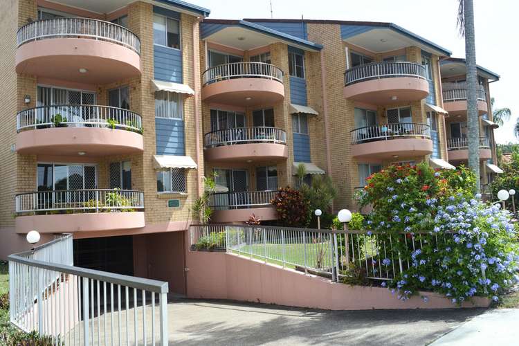 Main view of Homely unit listing, 2/36 Queen Street, Southport QLD 4215
