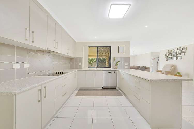 Sixth view of Homely house listing, 4 Jooloo Court, Kin Kora QLD 4680