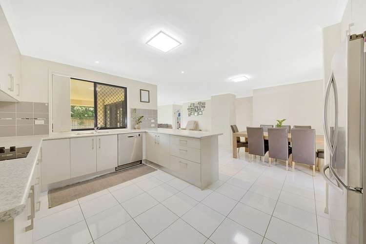 Seventh view of Homely house listing, 4 Jooloo Court, Kin Kora QLD 4680