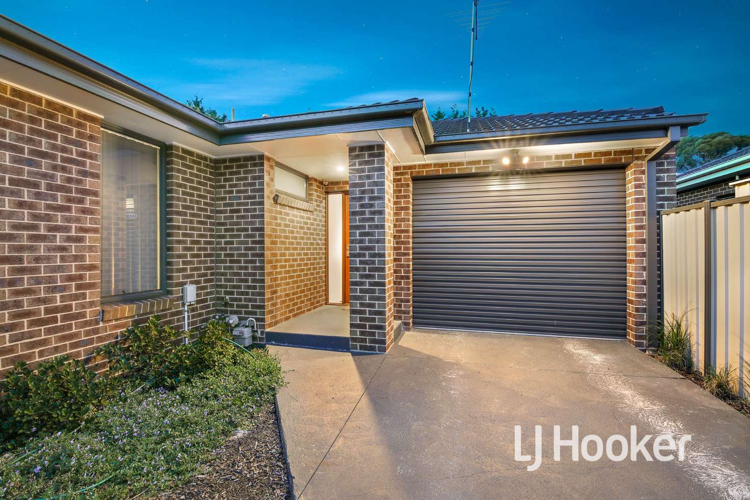 Main view of Homely unit listing, 3/15 Dearing Avenue, Cranbourne VIC 3977