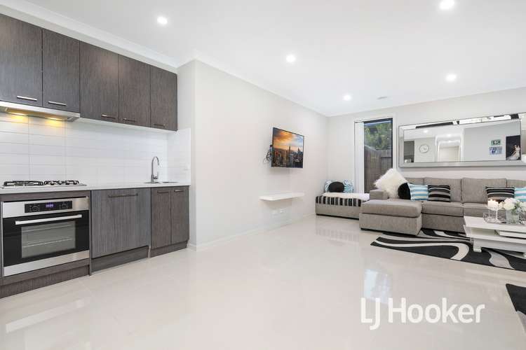 Fifth view of Homely unit listing, 3/15 Dearing Avenue, Cranbourne VIC 3977